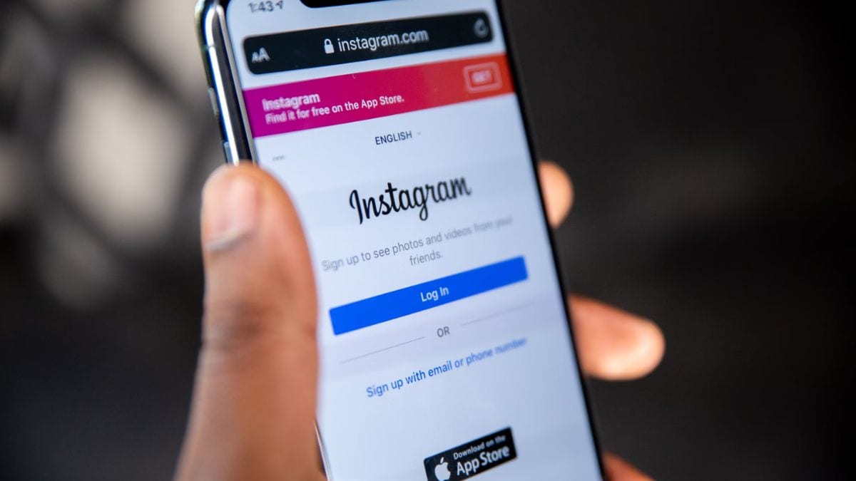 Instagram Gets AI Studio Tool for Influencers Create Design Share Chatbots for Auto Replies and More