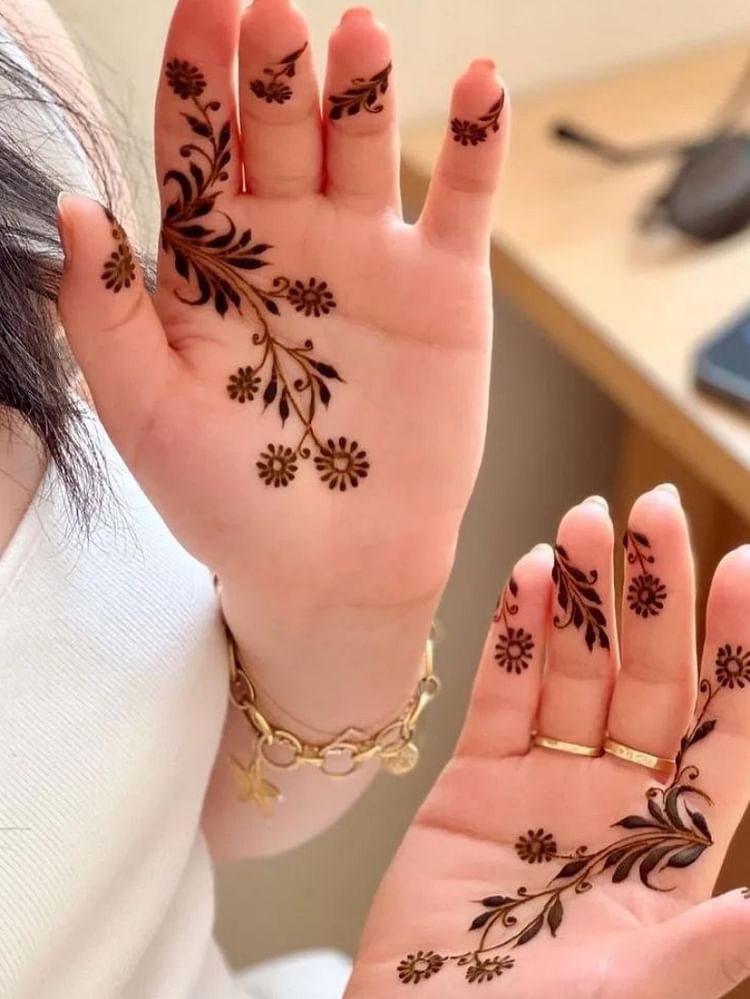 Apply this mehndi on your hands in 5 minutes