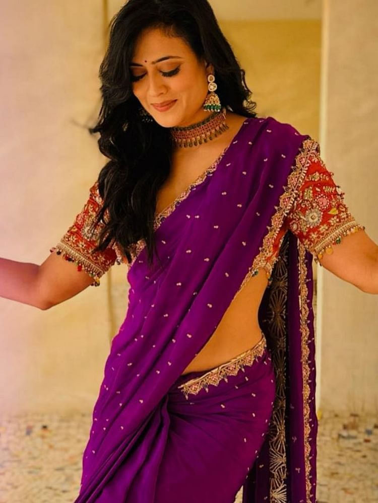 These sarees of Shweta Tiwari are best for Hartalika Teej