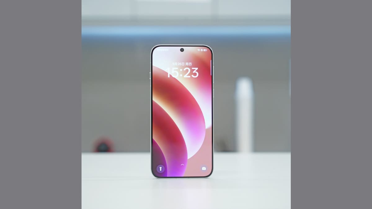 Oppo Find X8 front design teased looks like iPhone 15 without Dynamic Island