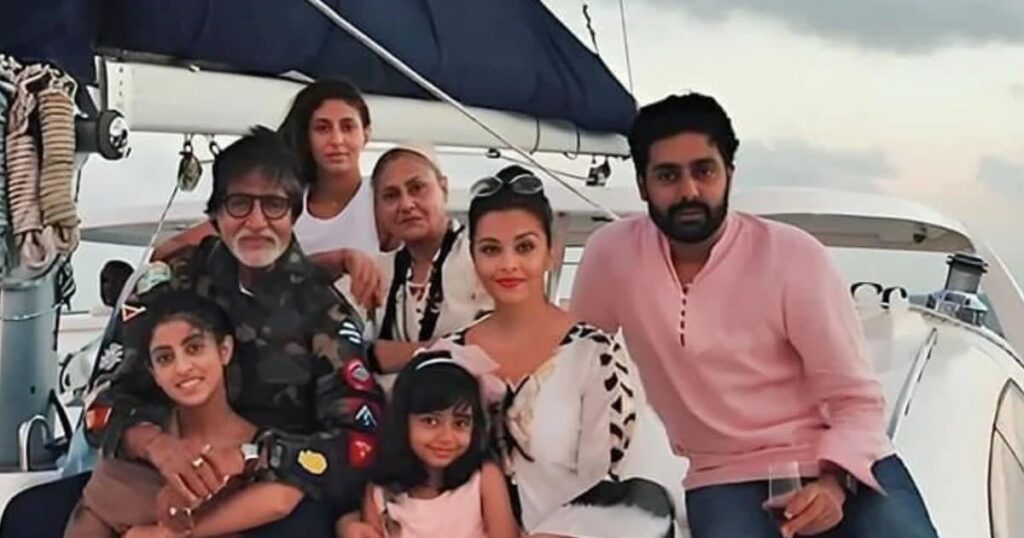 Abhishek Bachchan seen close to Aishwarya Rai, actress’s special bonding seen with Amitabh-Jaya, what is the truth behind the viral photo?