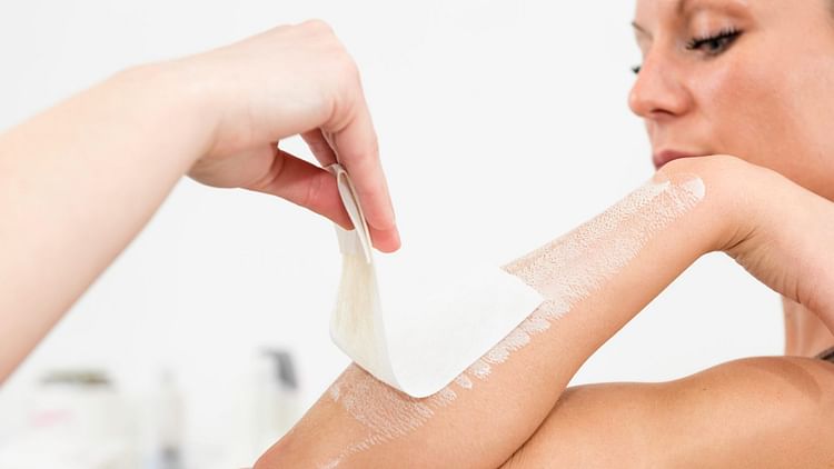 Waxing Tips for Beginners in Hindi: Things to keep in mind while waxing for the first time - Amar Ujala Hindi News Live