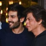 Kartik Aryan used to be a fan of Shahrukh Khan, visited Mannat for his glimpses when first came to Mumbai. Kartik Aryan used to be a fan of Shahrukh Khan: When he came to Mumbai for the first time, he stood in the crowd outside Mannat for a glimpse.