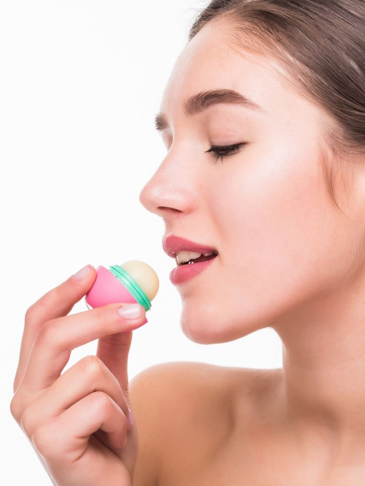 Prepare lip balm at home with these two things