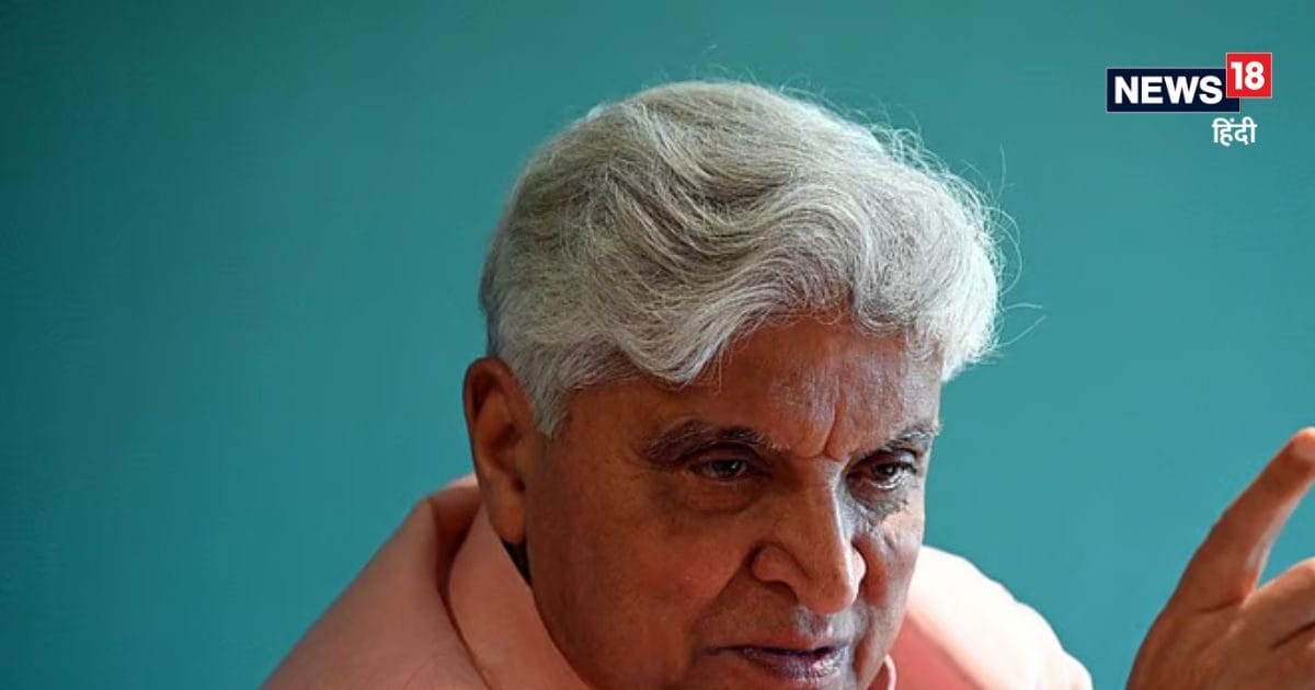 Javed Akhtar gave a befitting reply to the troll.