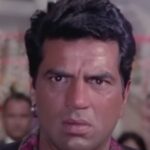 Dharmendra did something with the actress without telling that later had to apologize herself