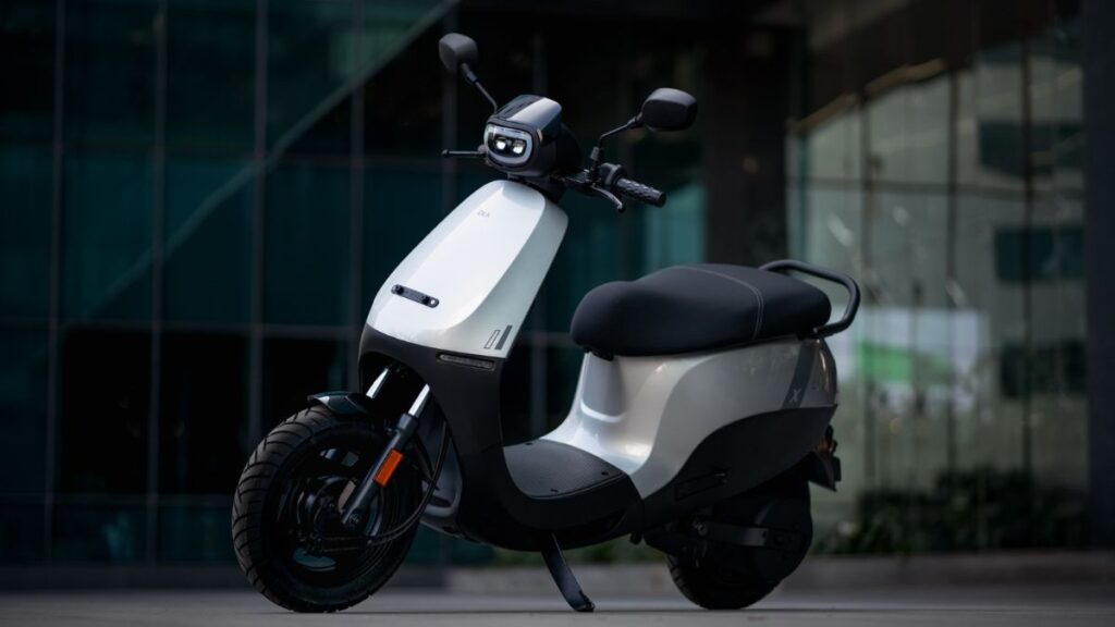 Ola Electric Increases Price of S1 Pro Gen 3 Electric Scooter in Few Days of Launch, Know New Pries, Range, Bajaj Auto