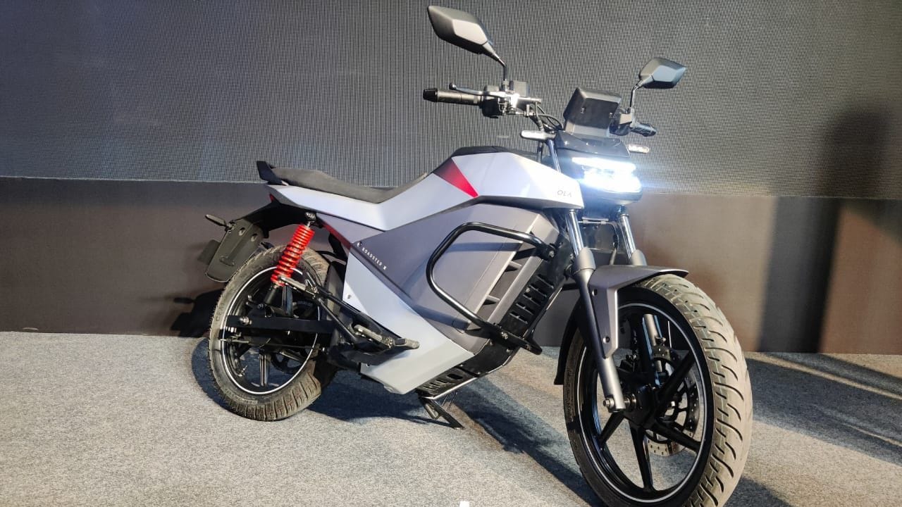 Ola Launches Electric Motorcycle Roadster, Starting Price of Rs 74,999, Know Features, Rang