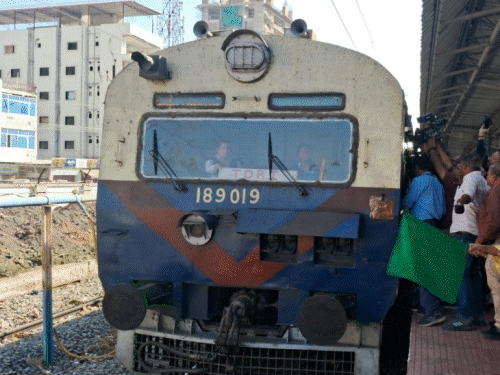 Women Drove The Ranchi-Tori Memu Train | Women run Ranchi-Tory Memu Train: Initiative of Ranchi Railway Division on Women's Day, handed over to women from pilot to security